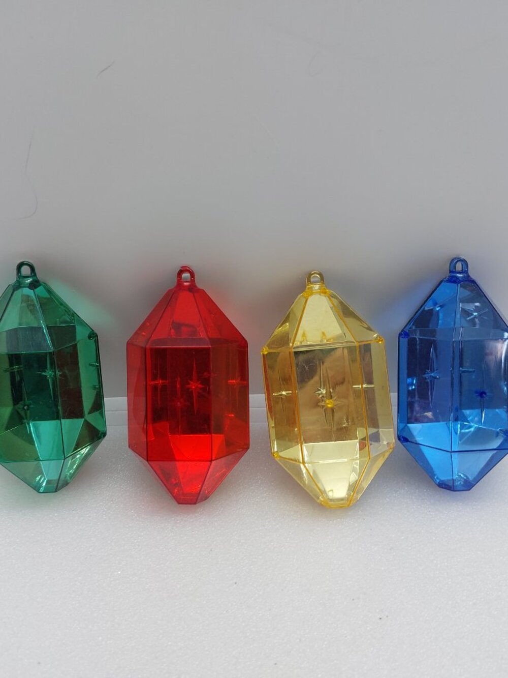 4 Vintage Plastic Jewel Brite Diorama Mid Century Christmas Tree Ornament